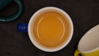 Káva se pro mnohé z nás stala součástí našeho života. Pro mě den začíná, až když voní espresso. Tohle je ten okamžik. ☕️...